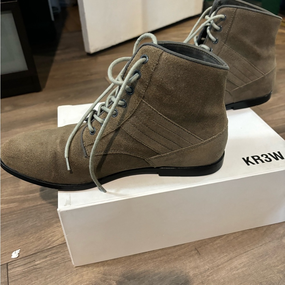KR3W Madison boots in Grey Oiled Suede w/ box - Picture 3 of 6